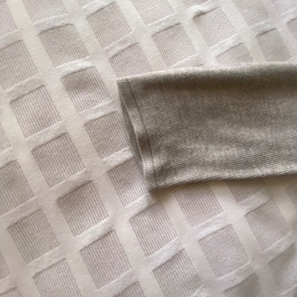 Minx color (grey/brown) Cardigan Contemporaine from Simons Excellent condition - Picture 5 of 13